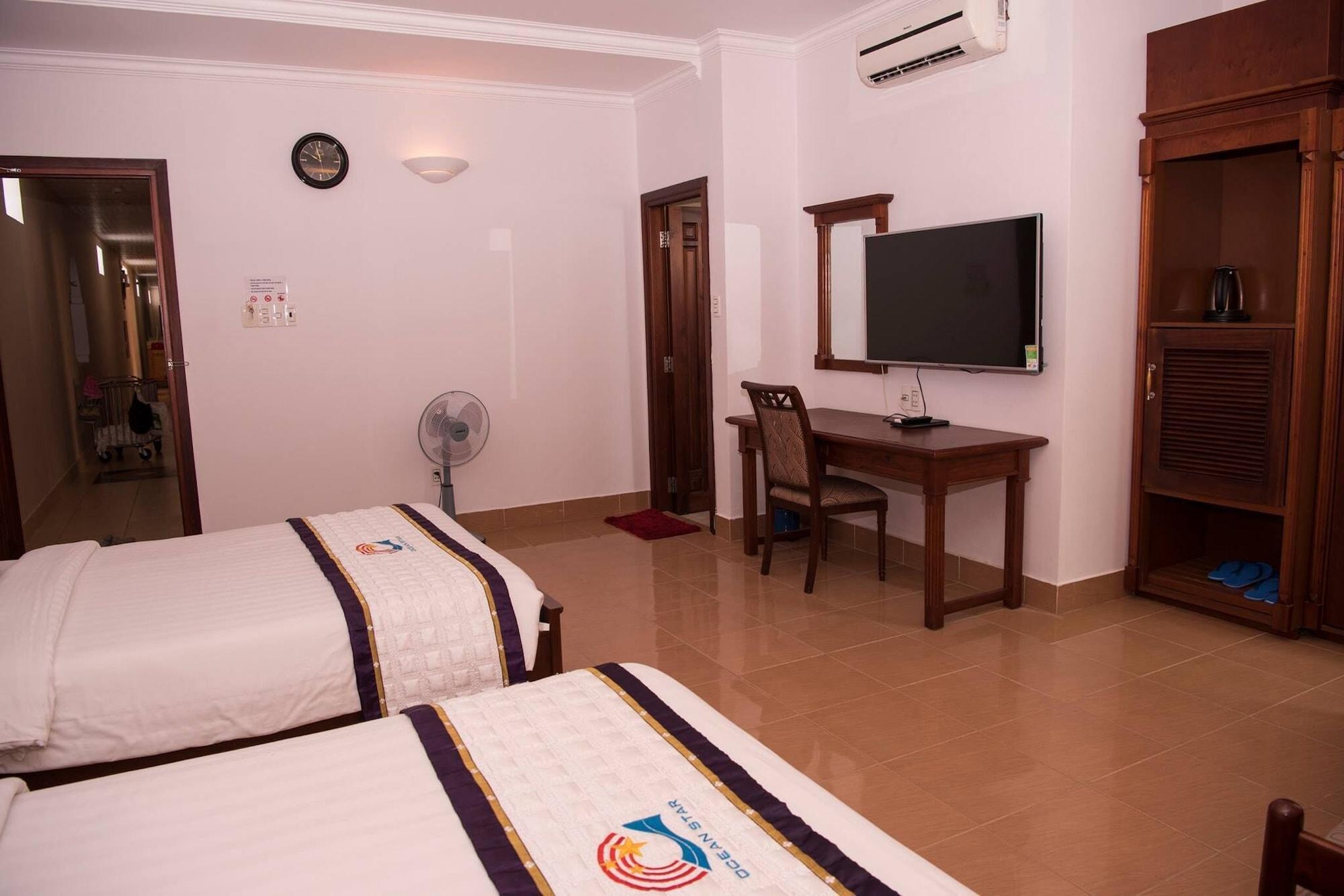 Ocean Star Hotel Vung Tau Bagian luar foto